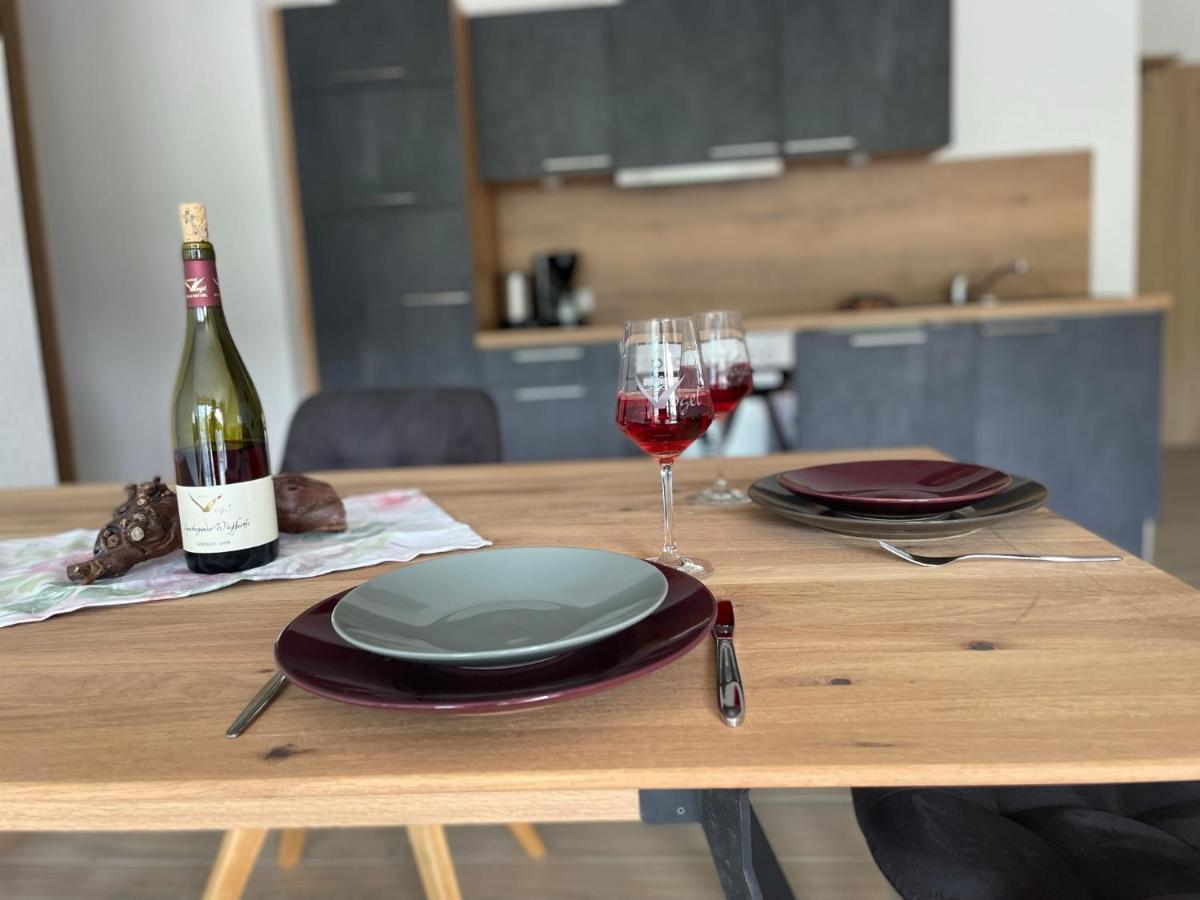 Weingut & Strausswirtschaft Vogel Apartment Vogtsburg Luaran gambar
