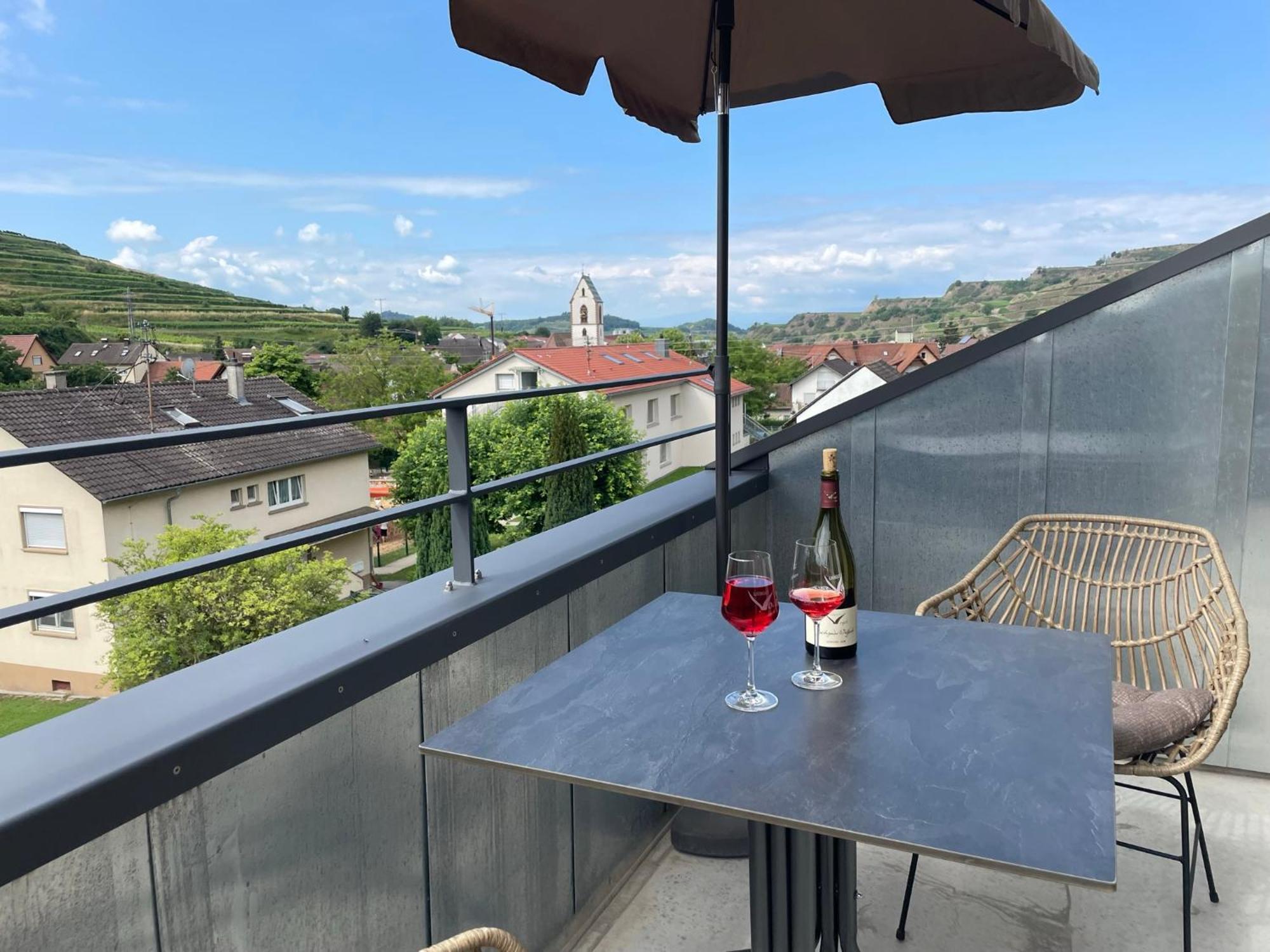 Weingut & Strausswirtschaft Vogel Apartment Vogtsburg Luaran gambar