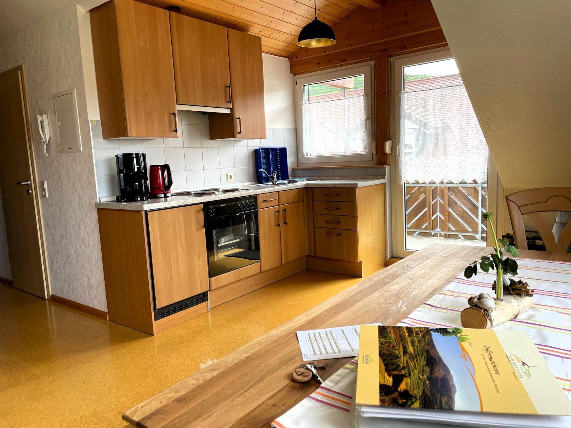 Weingut & Strausswirtschaft Vogel Apartment Vogtsburg Luaran gambar